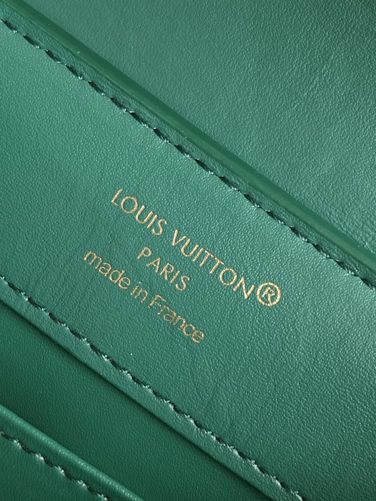 شنطة لويس فيتون Louis Vuitto