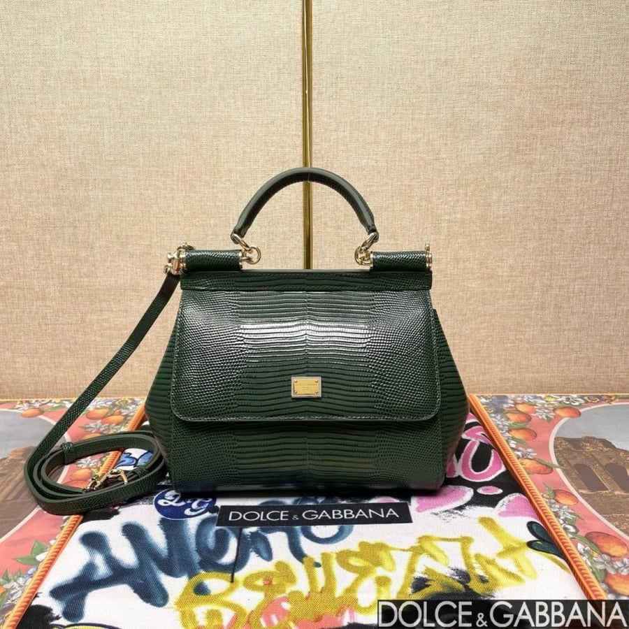 . شنطة دولتشي اند غابانا شنطة دولتشي اند غابانا Small Sicily handbag
