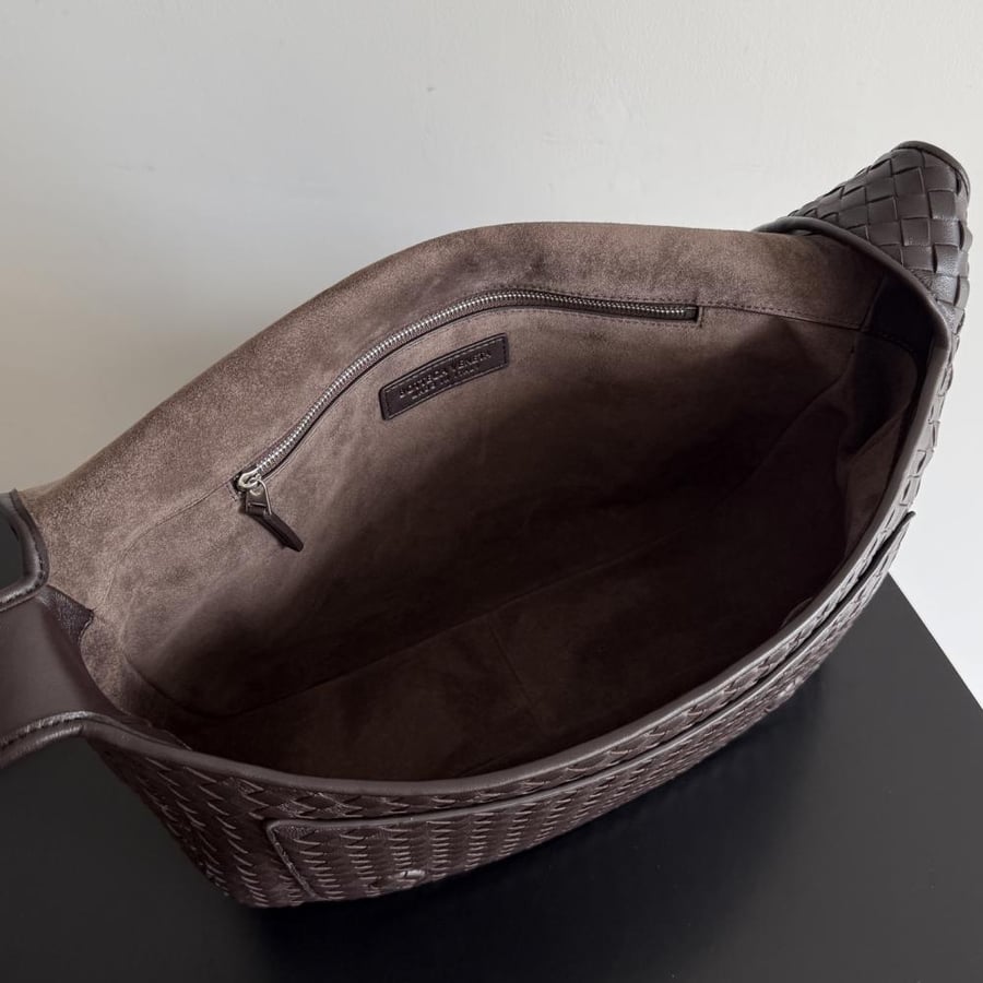 شنطة بوتيغا Bottega