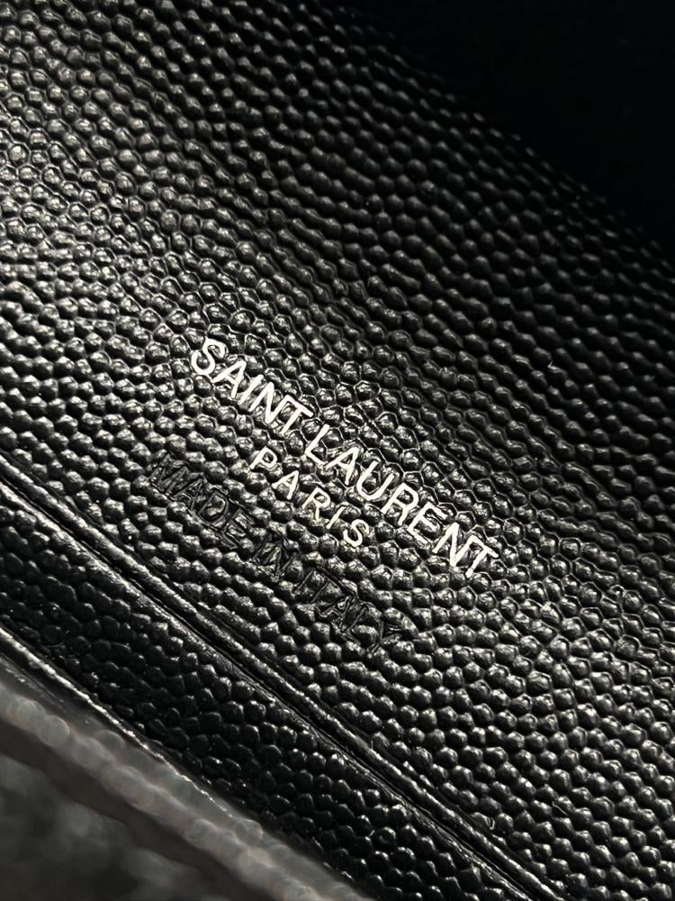 محفظة سان لوران Saint Laurent