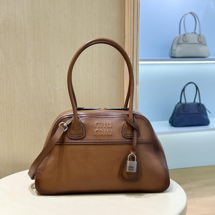 شنطة ميو ميو Small Vivant Miumiu مقاس 32 cm
