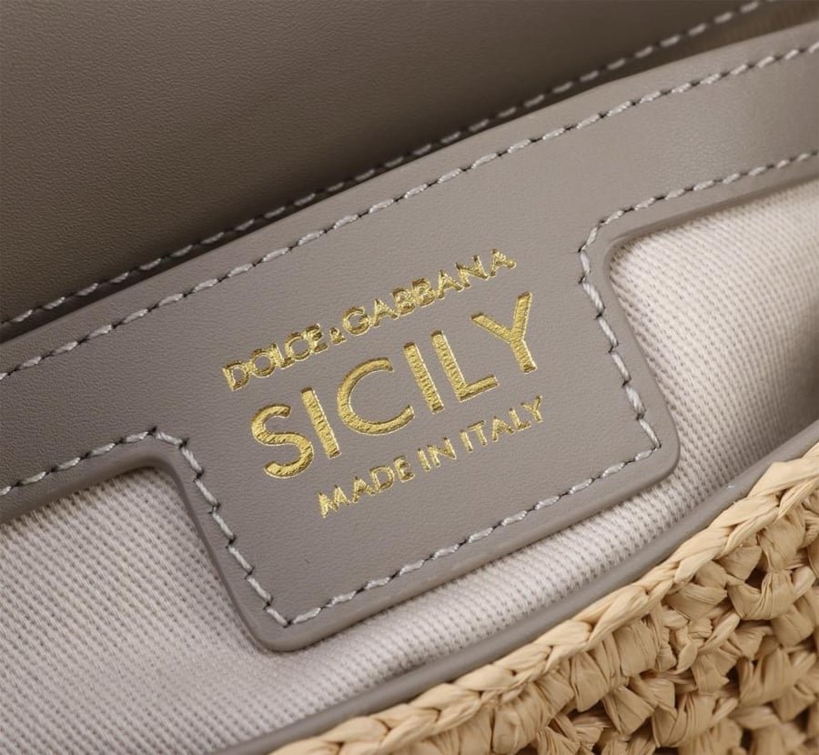 . شنطة دولتشي اند غابانا  Small Sicily handbag