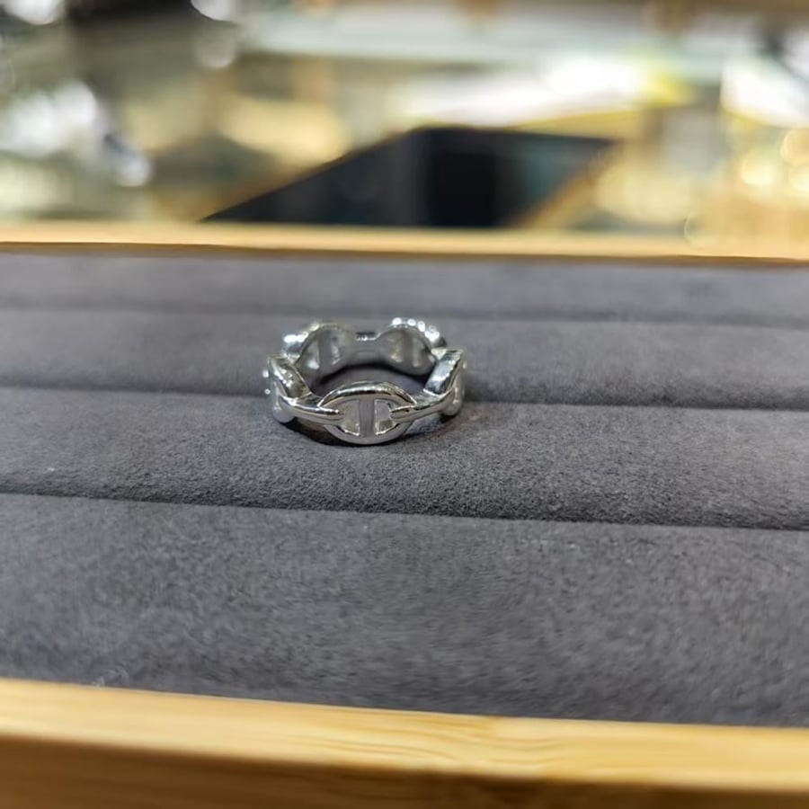 Hermès ring