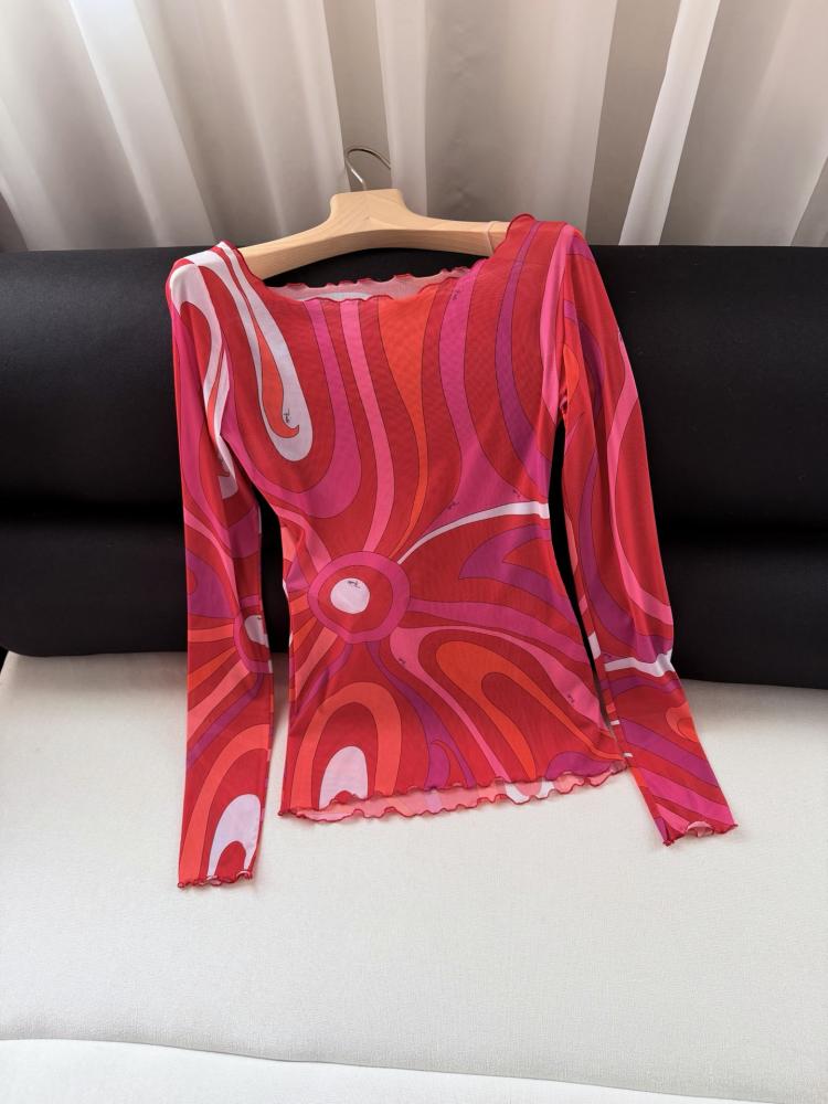 توب Pucci
