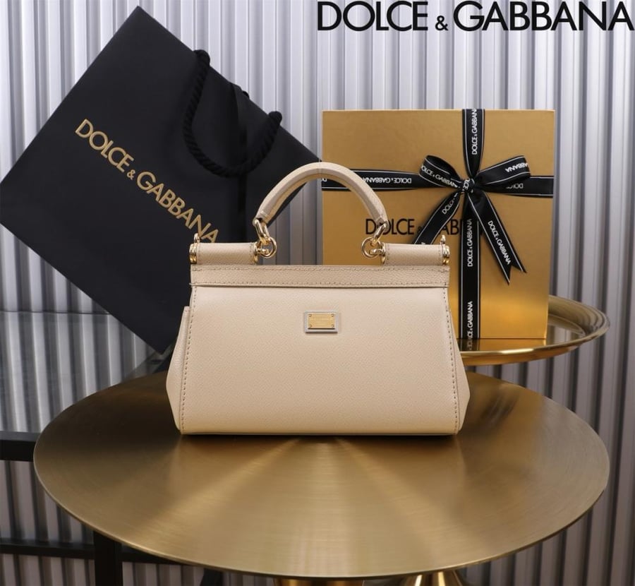 شنطة دولتشي اند غابانا Small Sicily handbag