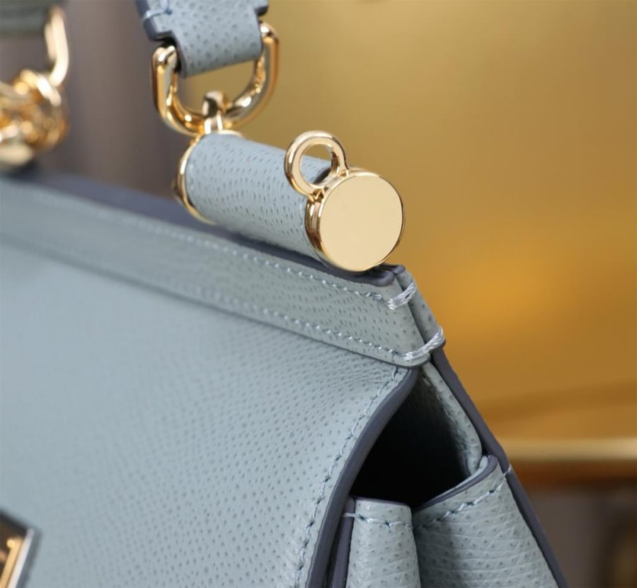 . شنطة دولتشي اند غابانا Mini Sicily handbag