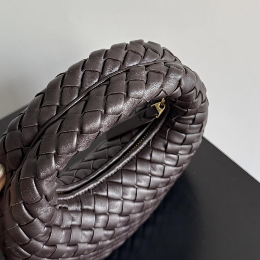 شنطة بوتيغا Baby Veneta Bottega