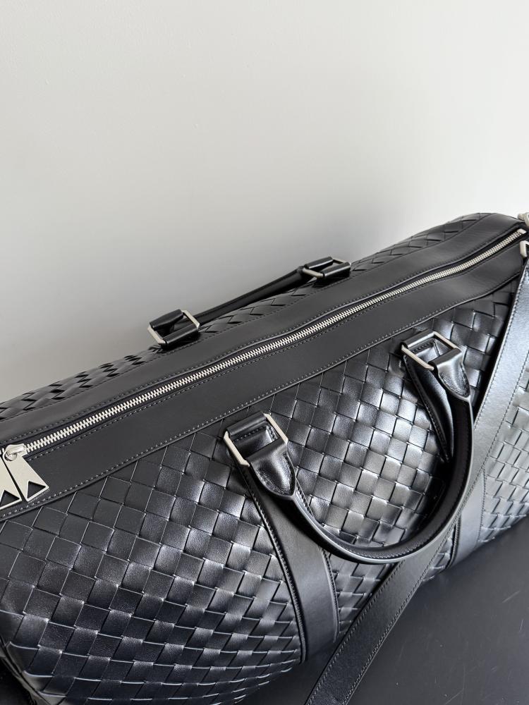 شنطة بوتيغا Woven Travel HandBag bottega .