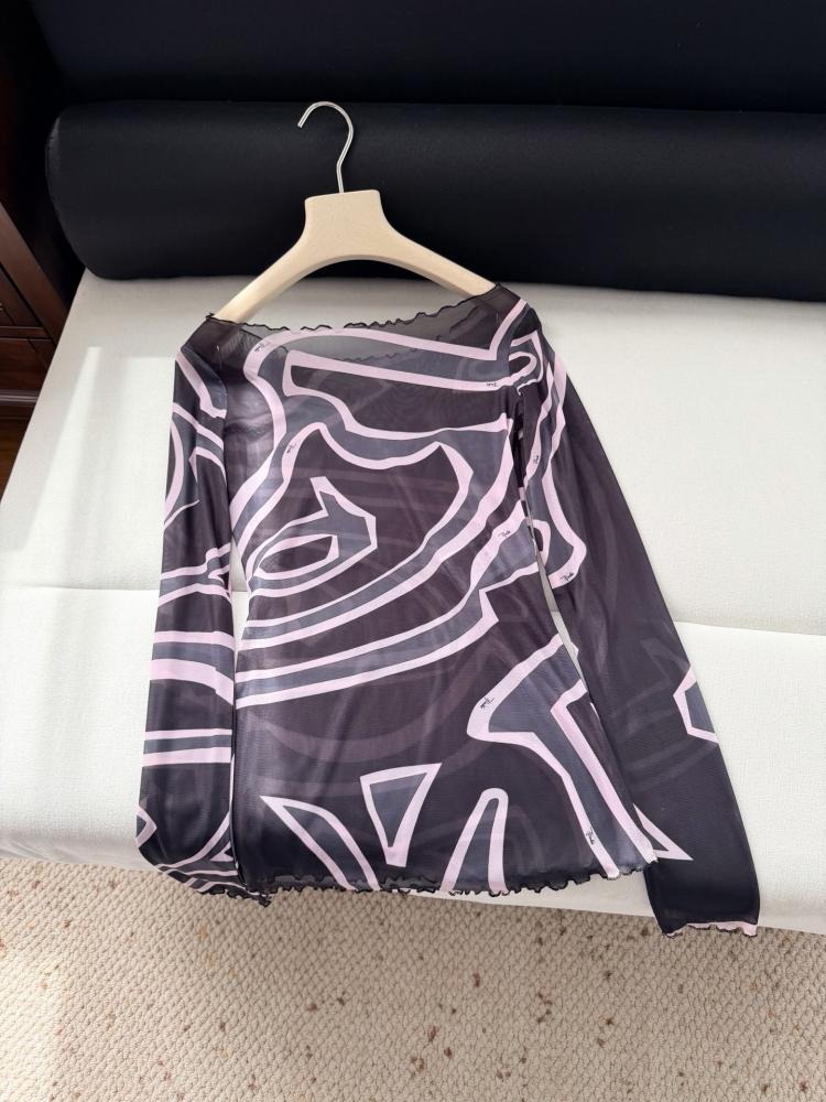 توب Pucci