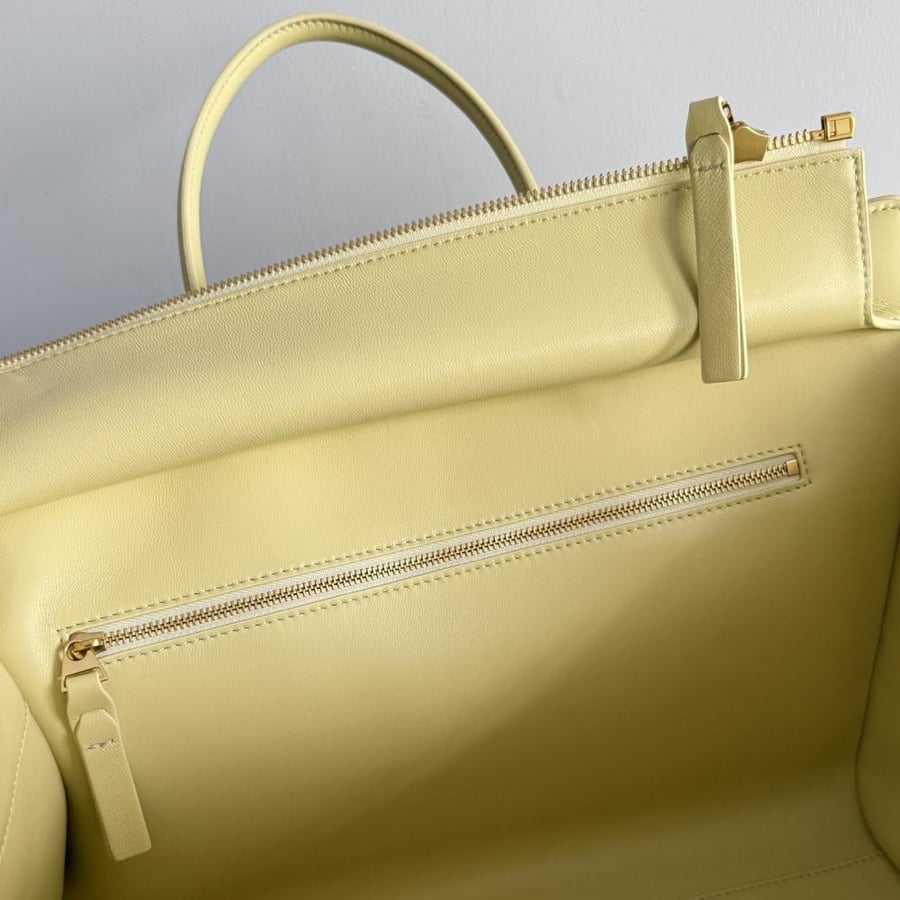 شنطة بوتيغا Barbara Bottega