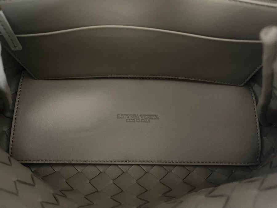 شنطة بوتيغا Andiamo Bottega مقاس 25