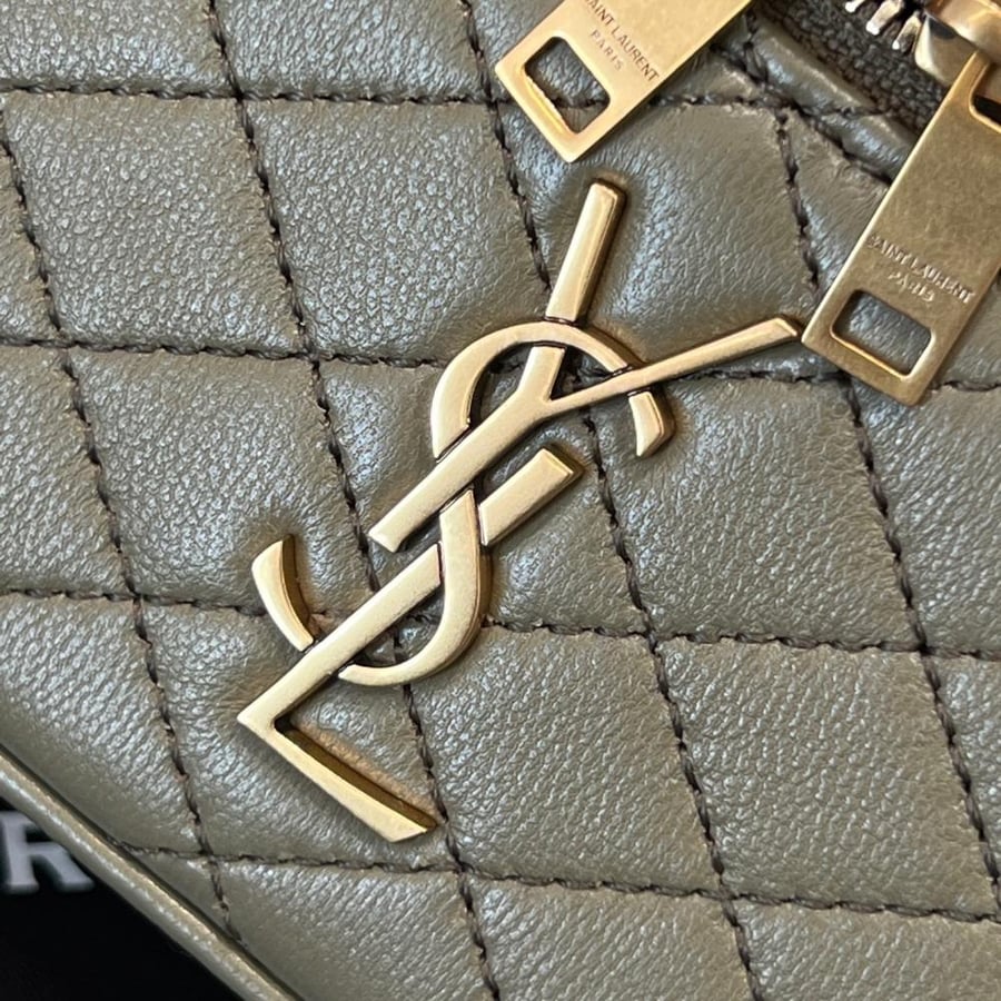 سان لوران GABY VANIT BAG مقاس 18cm