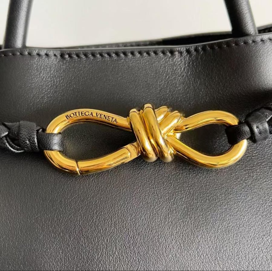 شنطة بوتيغا Andiamo مقاس 25