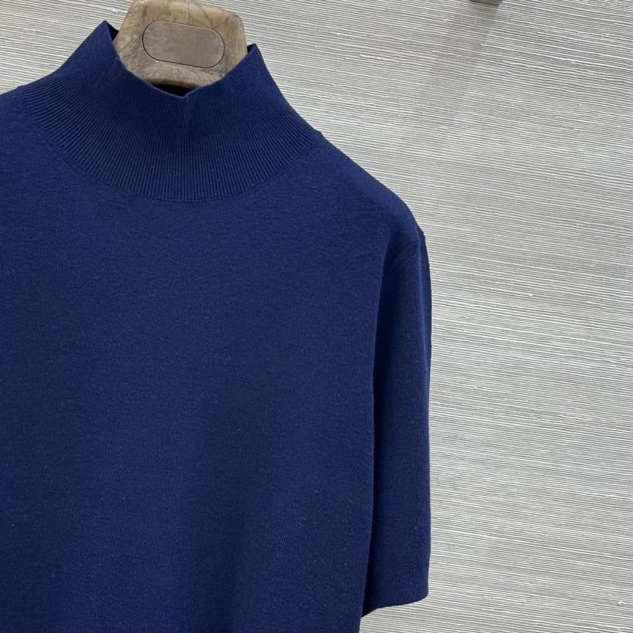 طقم Brunello cucinelli