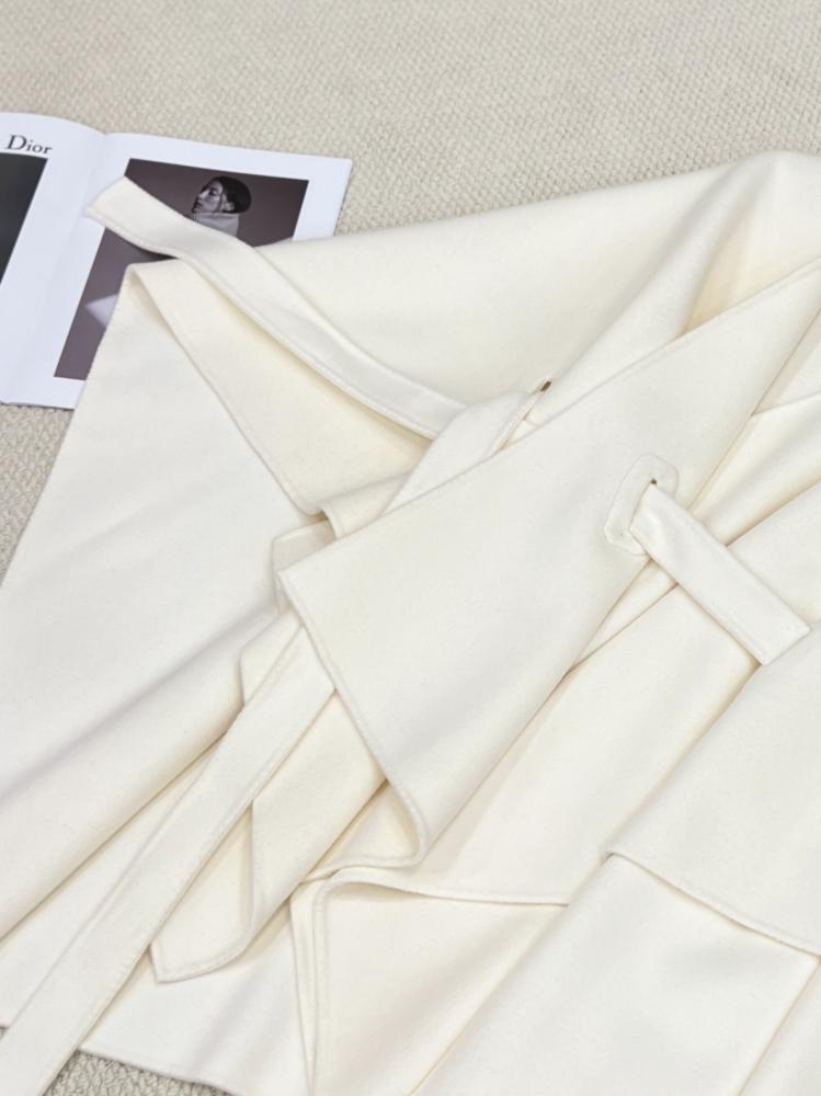كاب MaxMara