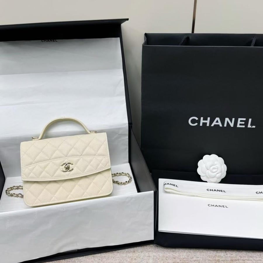 شنطة شانيل مقاس 18cm