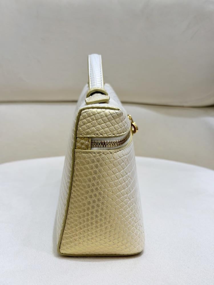 شنطة لورو بيانا Extra Poket Lizard Lora piana مقاس 19 cm