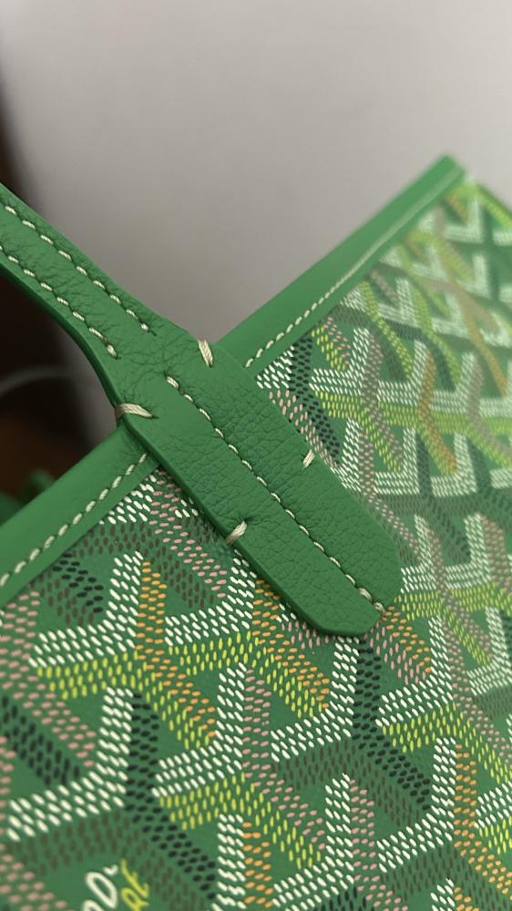 شنطة جويارد مقاس 47 Goyard