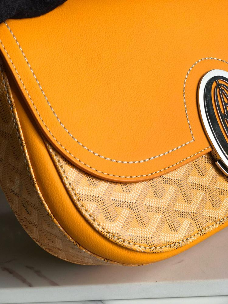 شنطة جويارد  233 bag  مقاس 25cm