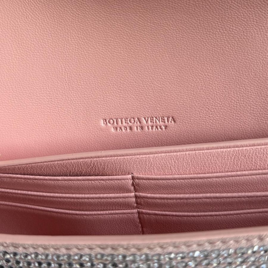 شنطة بوتيغا Andiamo clutch Bottega