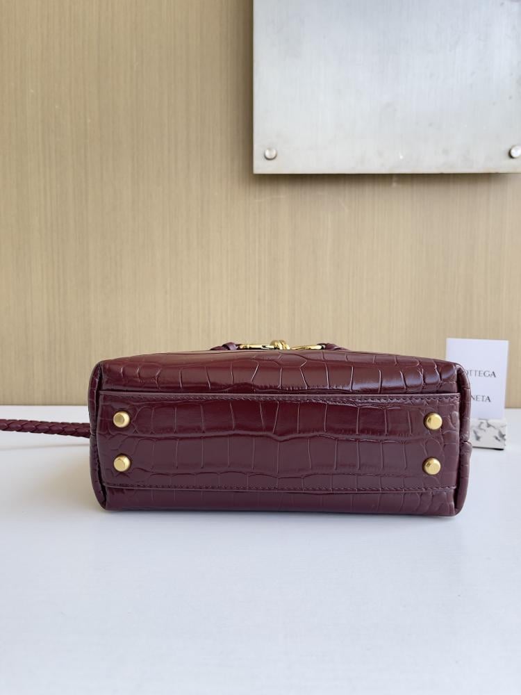 شنطة بوتيغا ANDIAMO مقاس 22cm