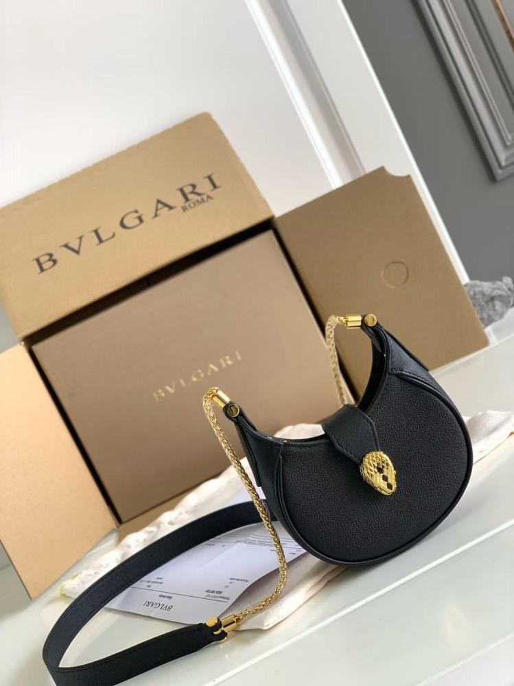 شنطة بولغاري SERPENTINE ELLIPSE   مقاس 18cm