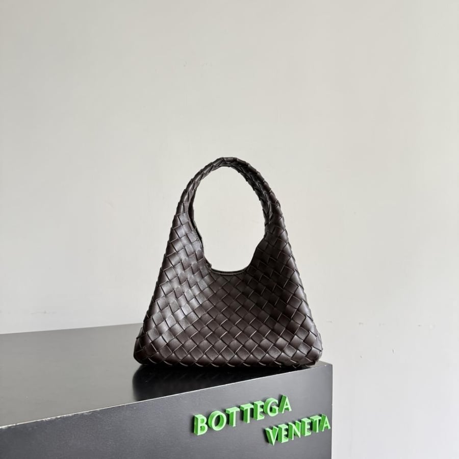 شنطة بوتيغا Campana small