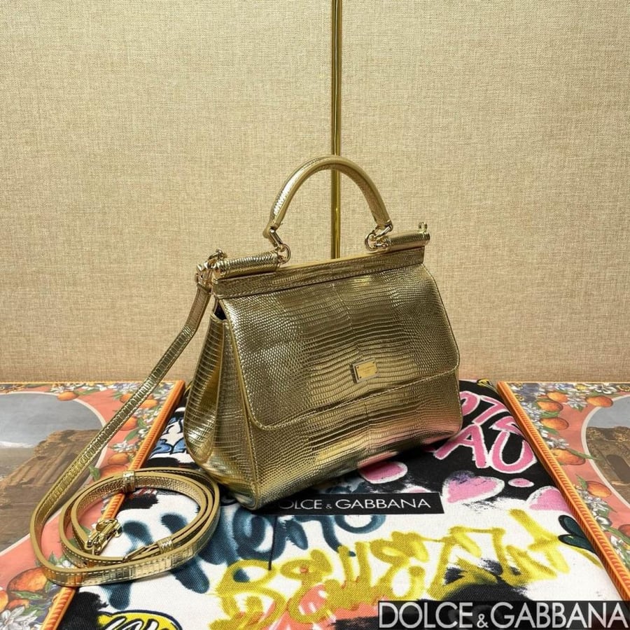 شنطة دولتشنطة دولتشي اند غابانا شنطة دولتشي اند غابانا Small Sicily handbag