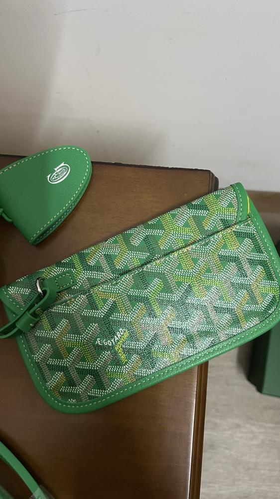 شنطة جويارد مقاس 47 Goyard