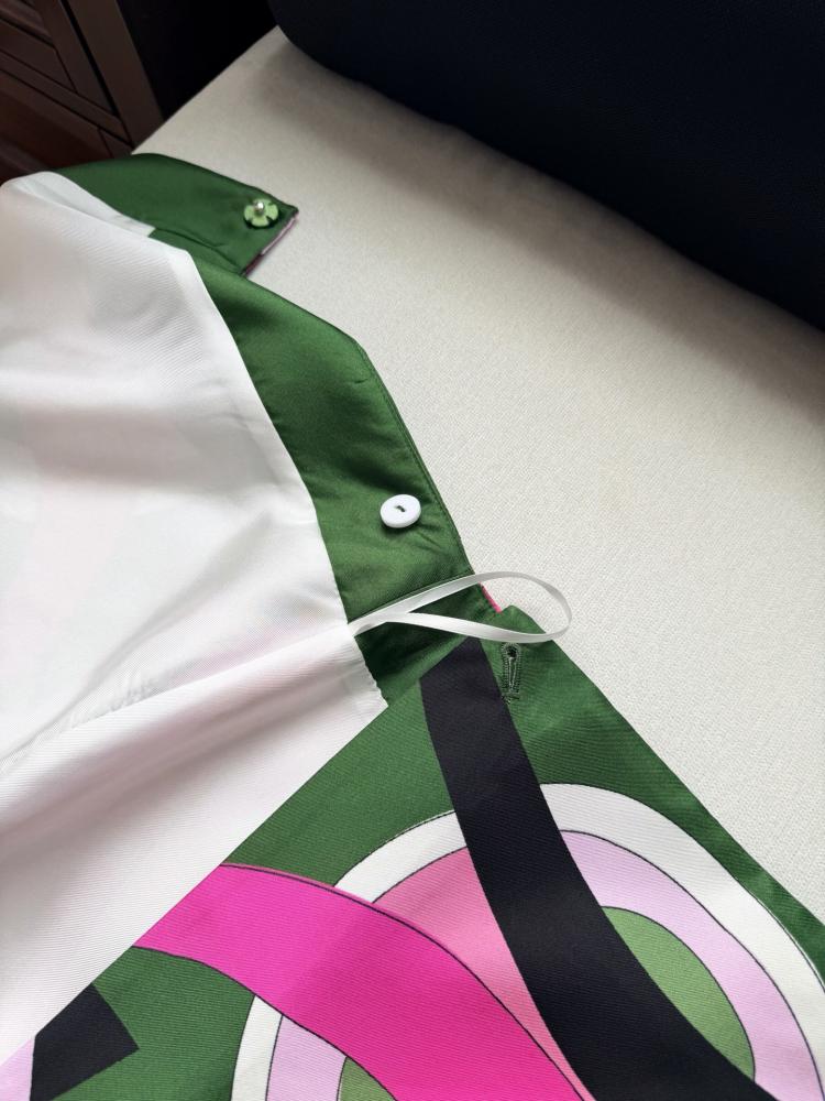 تنورة Pucci