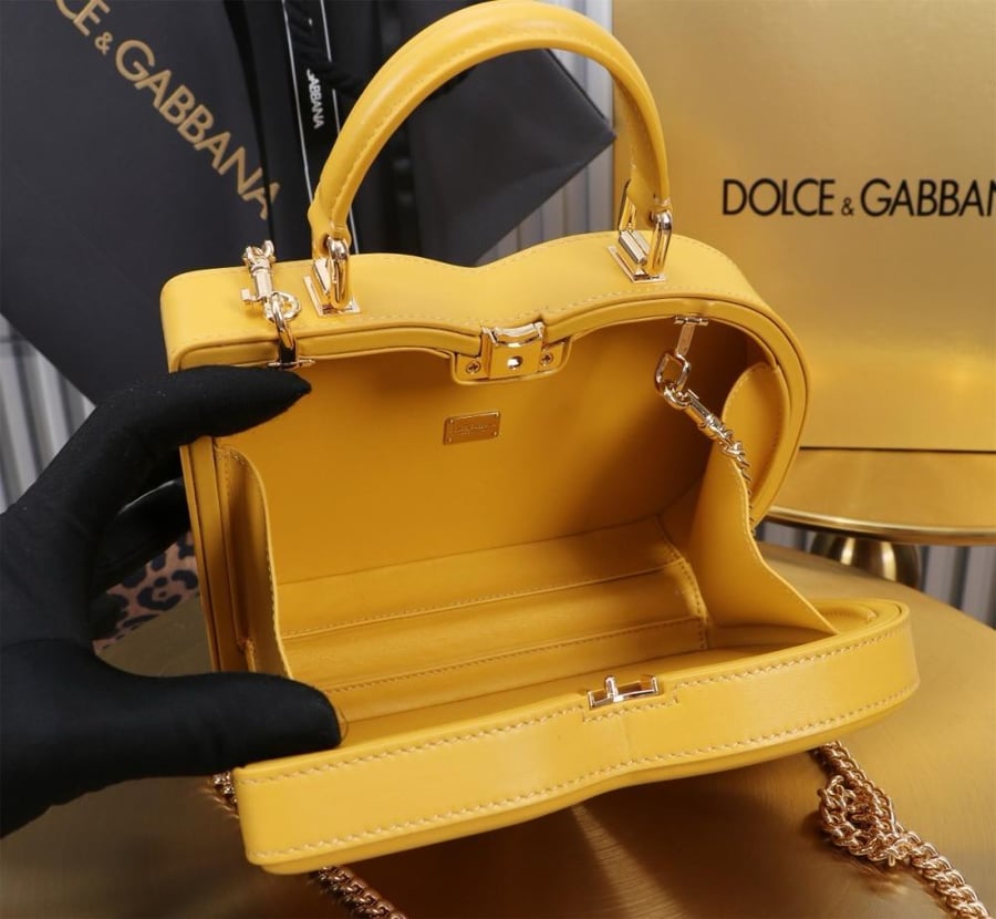شنطة دولتشي اند غابانا DG Logo Bag box handbag