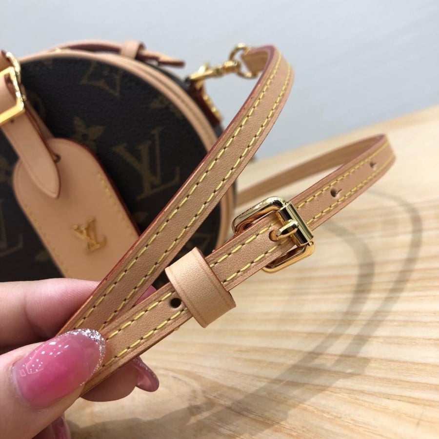 شنطة لويس فيتون Mini Boite Chapeau مقاس 13cm