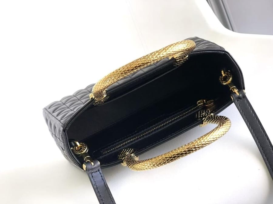 شنطة بولغاري SERPENTINE DUO TOP HANDLE مقاس 21.5cm