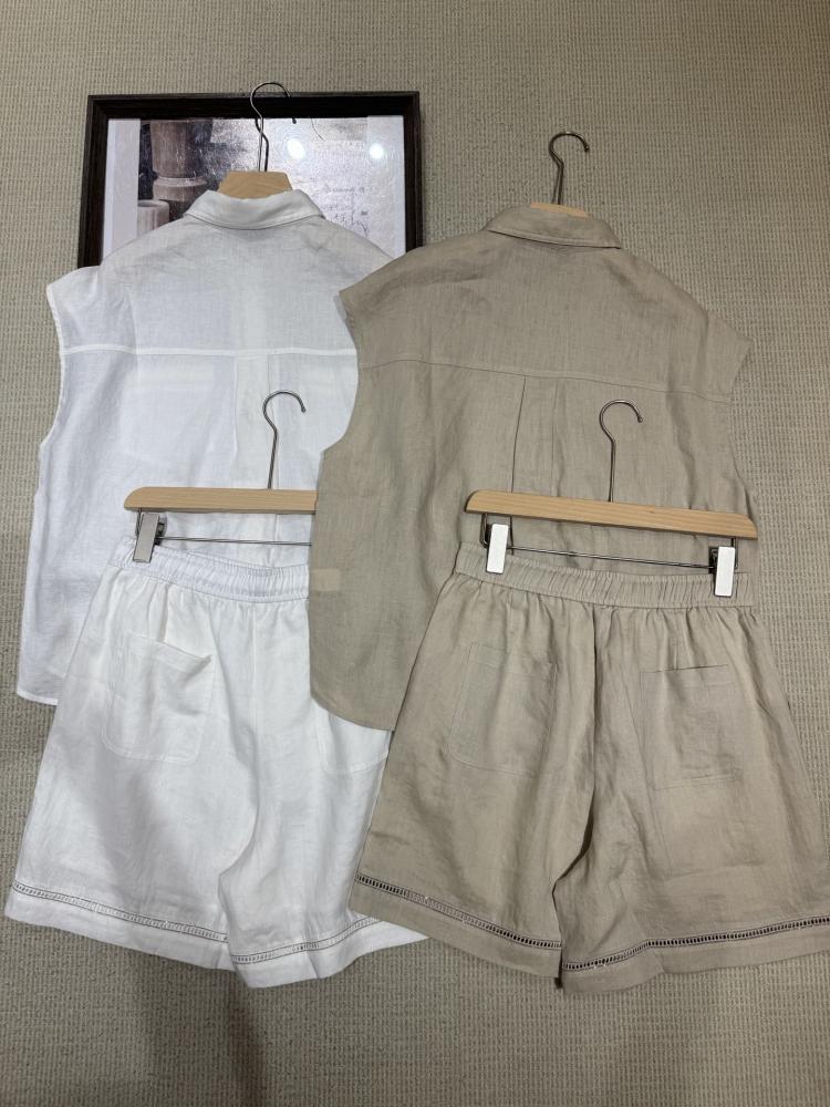 طقم Brunello cucinelli