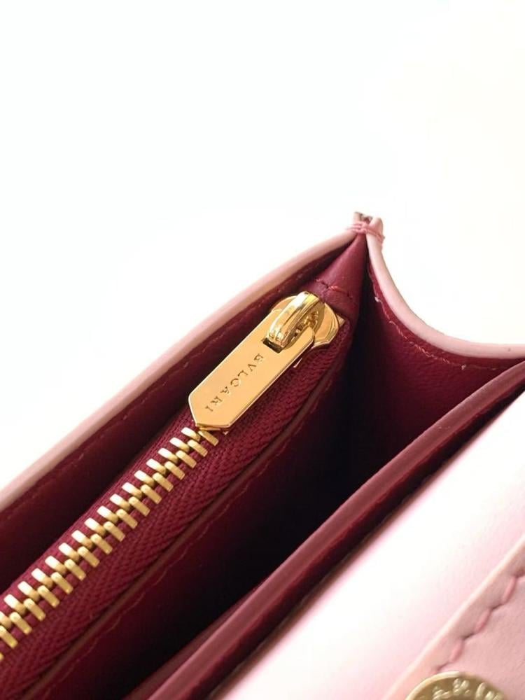شنطة بولغاري Large Logo  مقاس 19cm