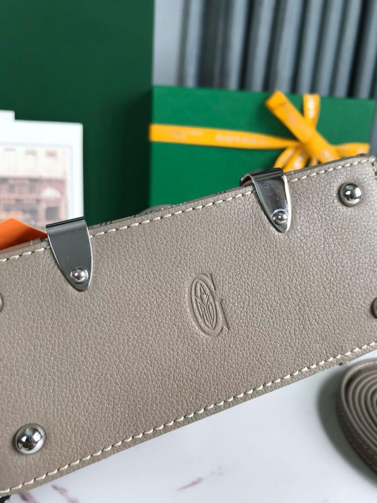 شنطة جويارد  saigon souple nano bag lrhs 11cm