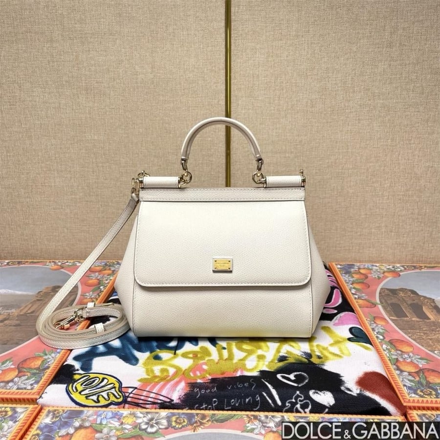شنطة دولتشي اند غابانا Small Sicily handbag