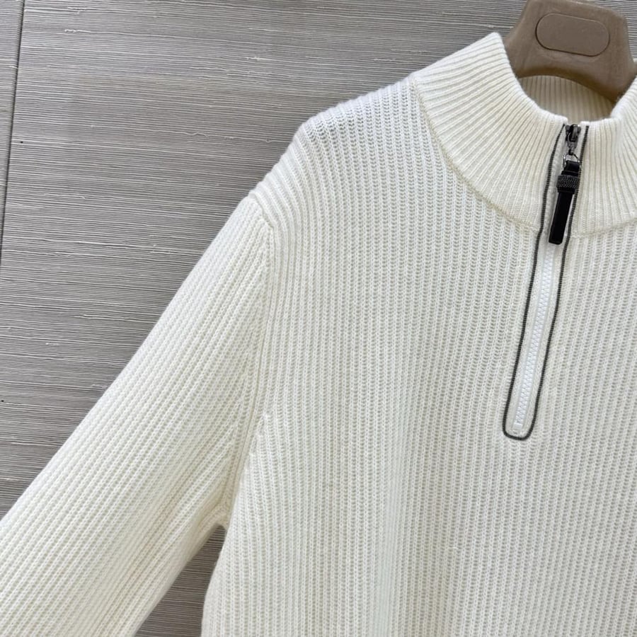 طقم Brunello cucinelli