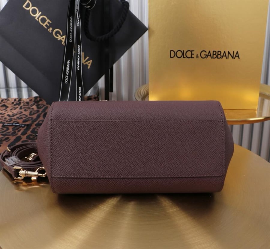 شنطة دولتشي اند غابانا Medium Sicily handbag