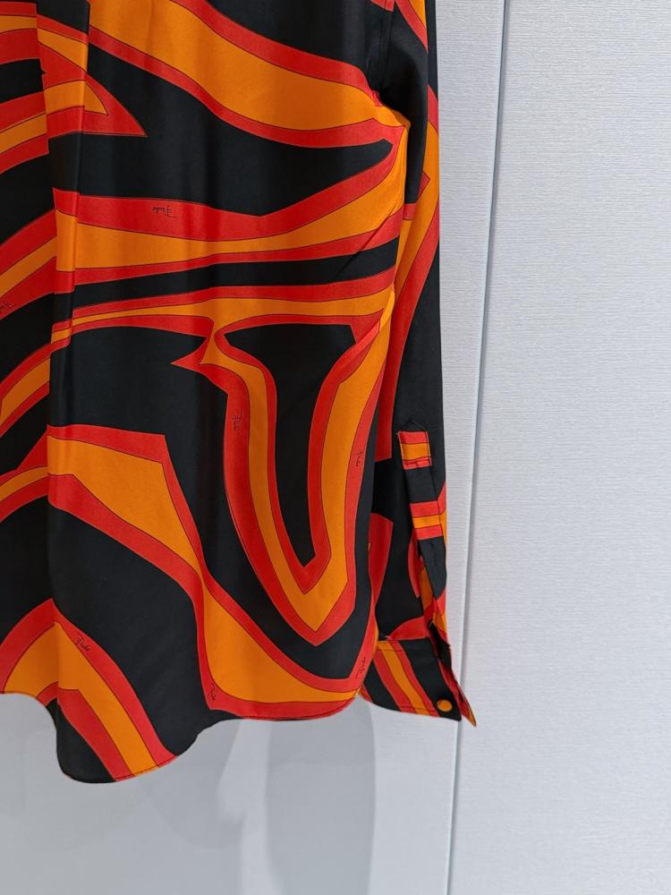 طقم Pucci