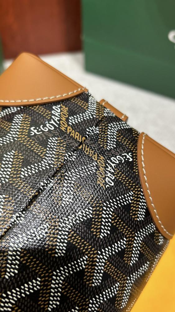 شنطة جويارد Goyard Boeing bag