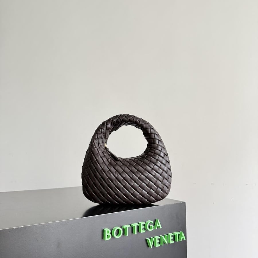 شنطة بوتيغا Baby Veneta Bottega