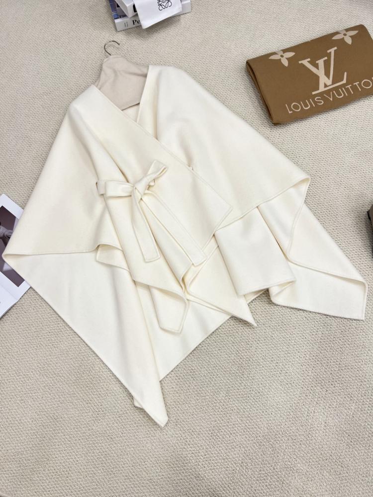 كاب MaxMara