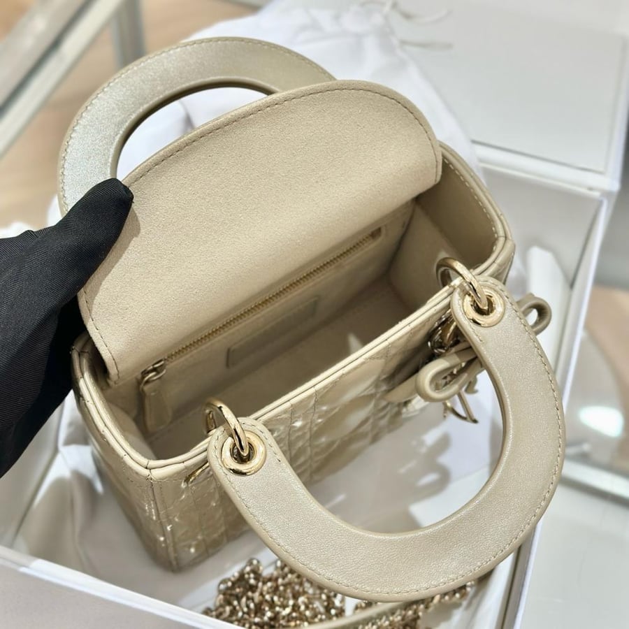 شنطة ديور Lady Dior مقاس 17cm
