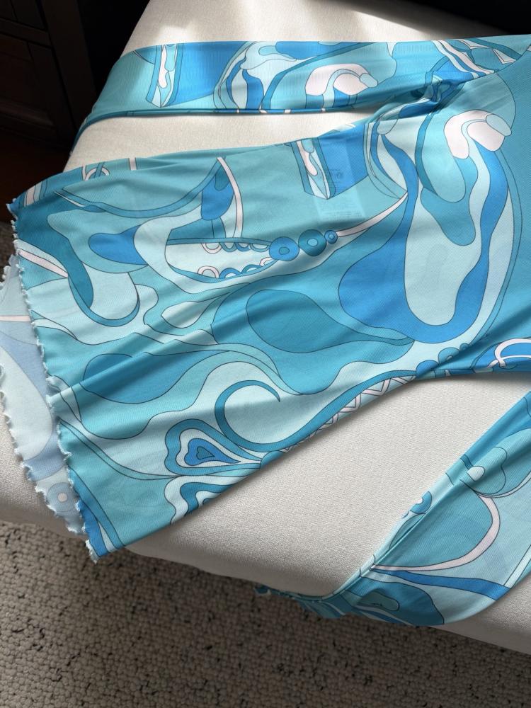بلوزة توب Pucci.