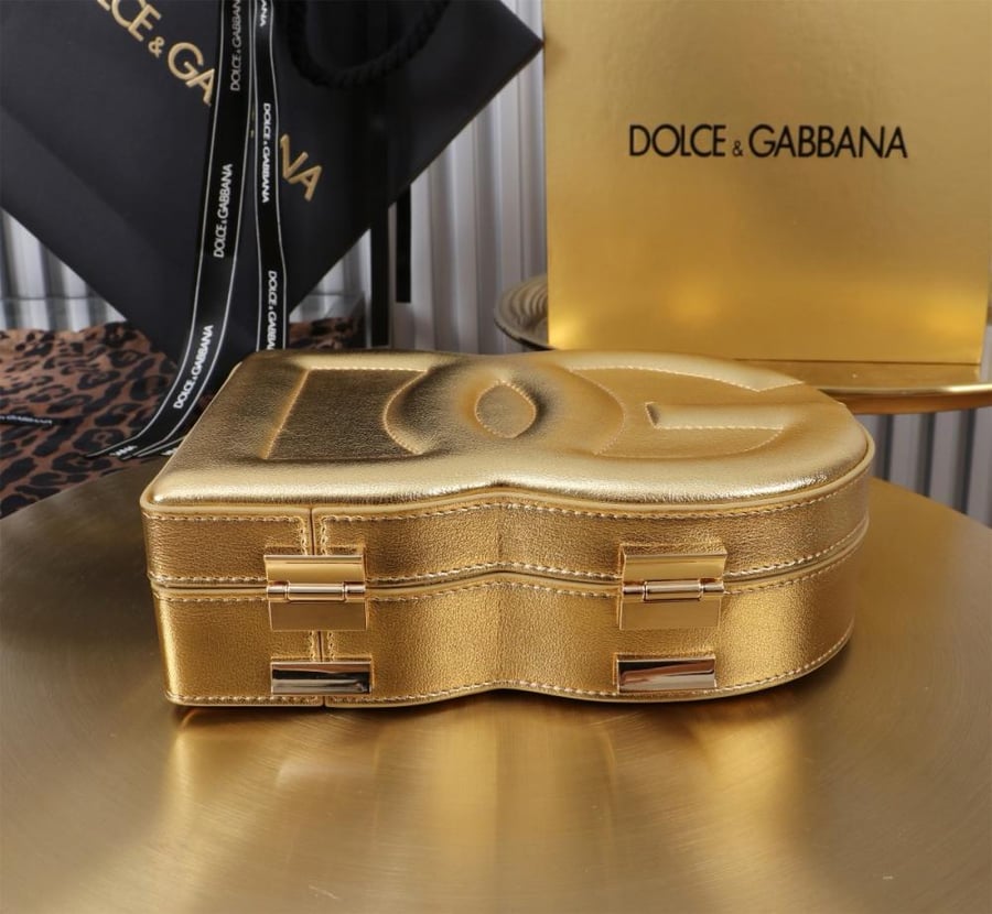شنطة دولتشي اند غابانا DG Logo Bag box handbag