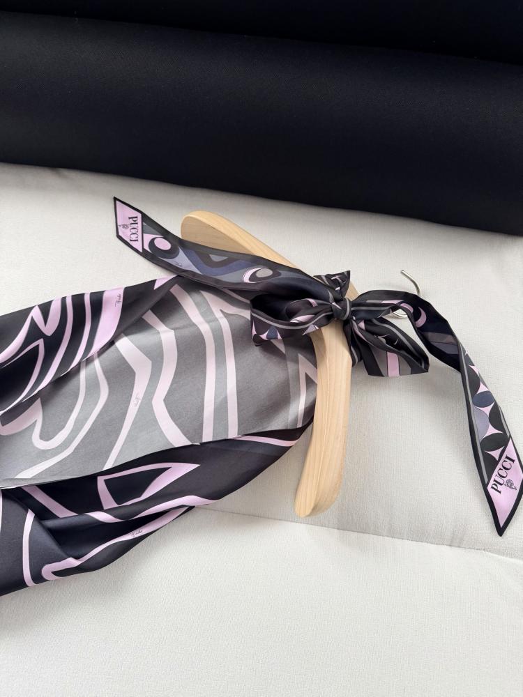 توب Pucci