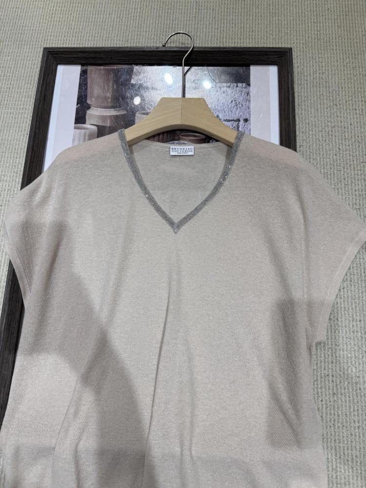 توب Brunello cucinelli