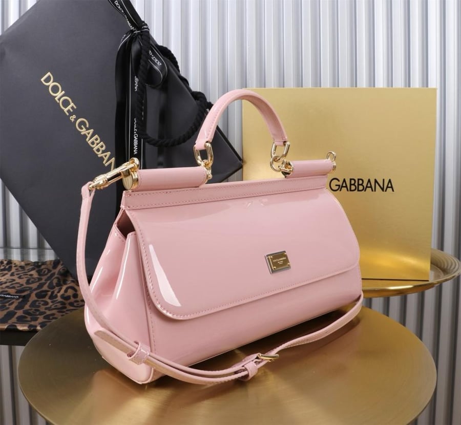 شنطة دولتشي اند غابانا Elongated Sicily handbag