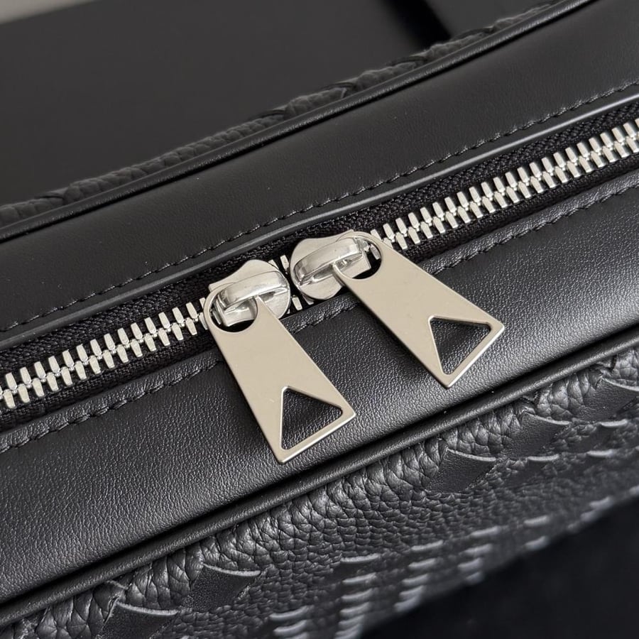 شنطة بوتيغا Camera Bag Bottega